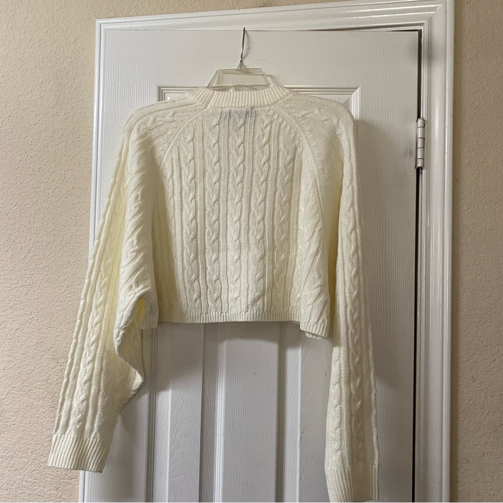 Cotton Candy Cream Cable Knit Long Balloon Sleeve Crop Size XS/S - Picture 7 of 13